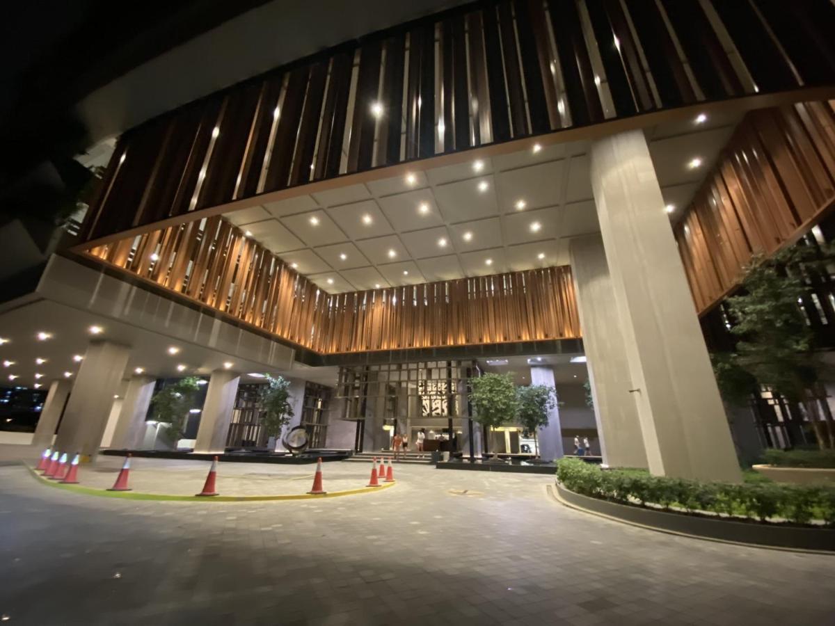 Infinity Pool Suite Bukit Bintang Lalaport Bbcc Kuala Lumpur Exterior foto