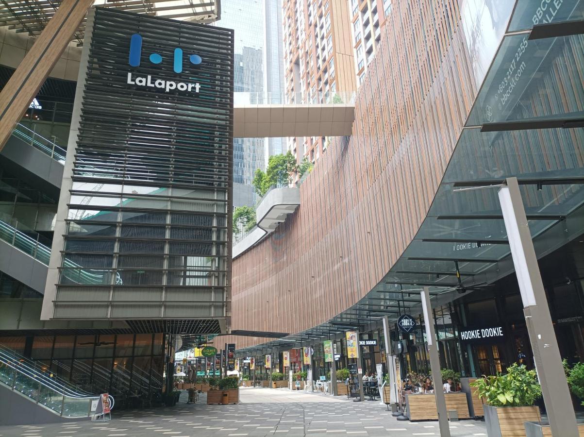 Infinity Pool Suite Bukit Bintang Lalaport Bbcc Kuala Lumpur Exterior foto