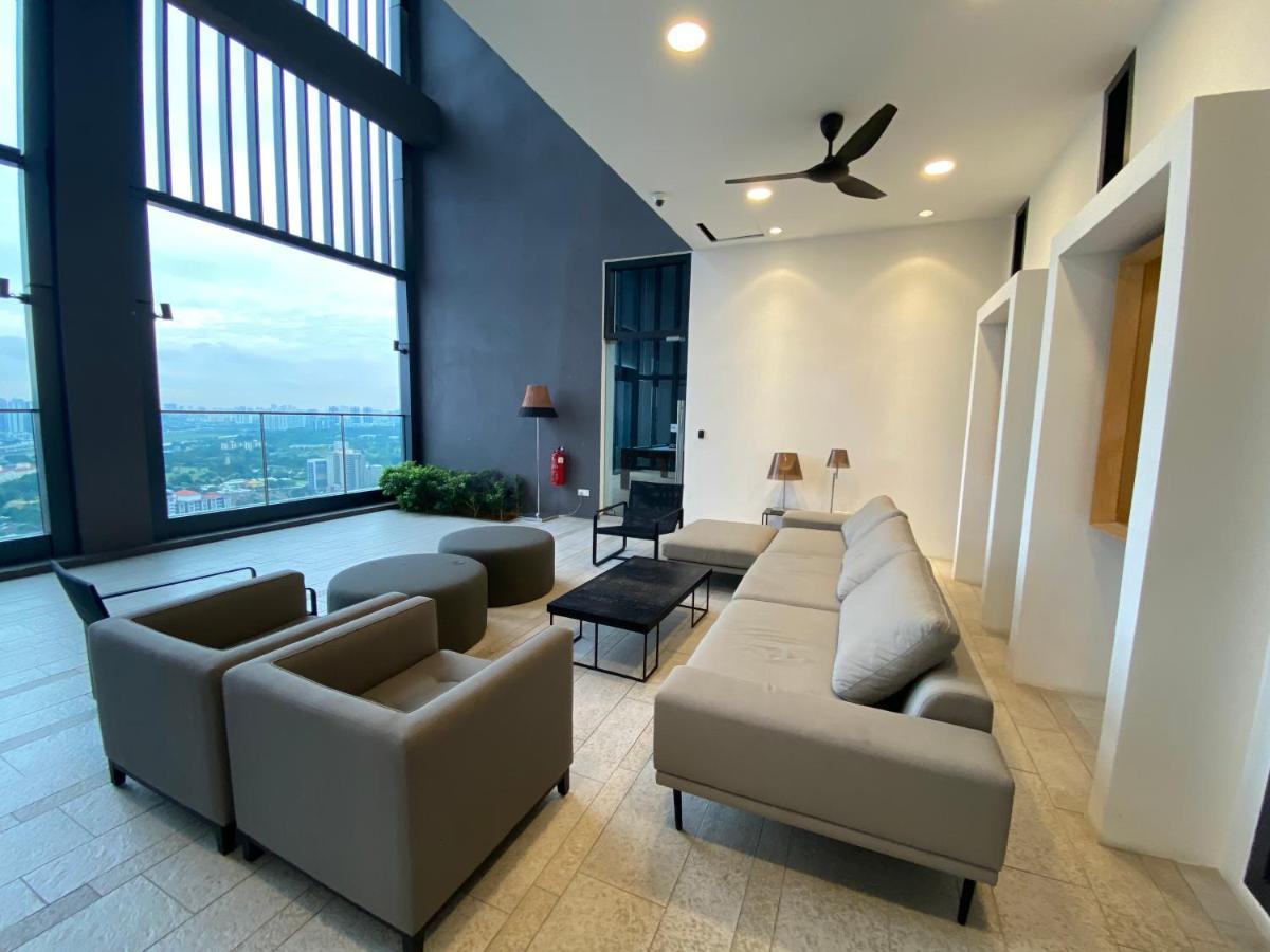 Infinity Pool Suite Bukit Bintang Lalaport Bbcc Kuala Lumpur Exterior foto